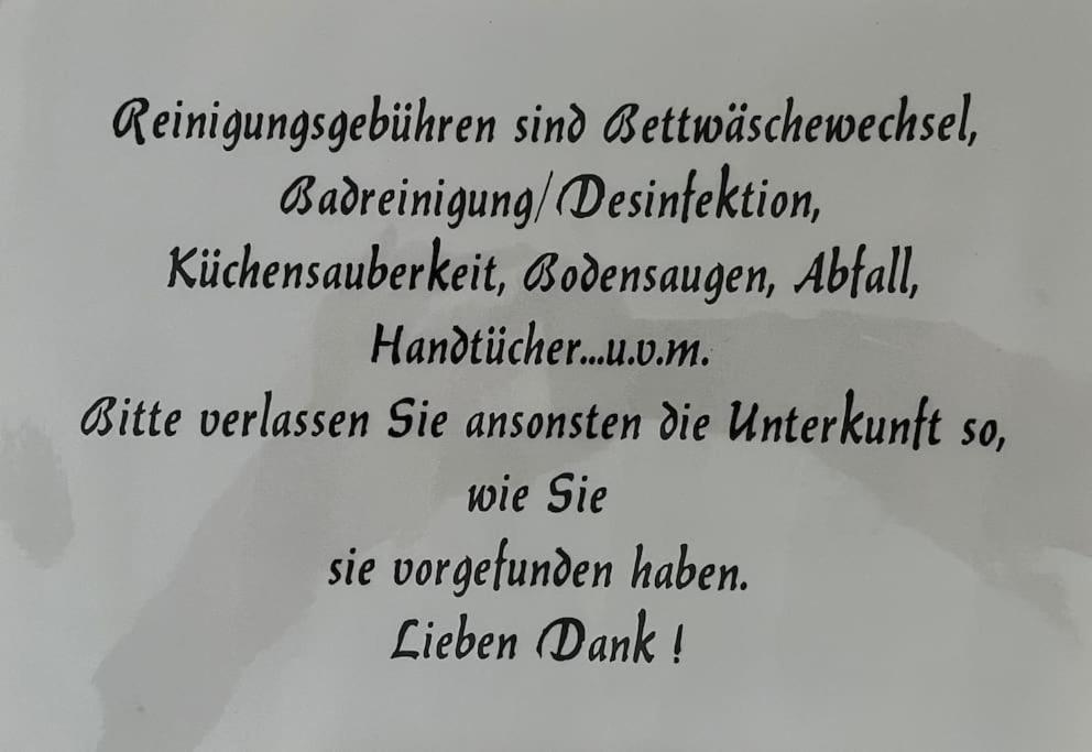Musikbuehne Flieger - Das Konzept - Loften In Einer Kneipe 테트낭 외부 사진